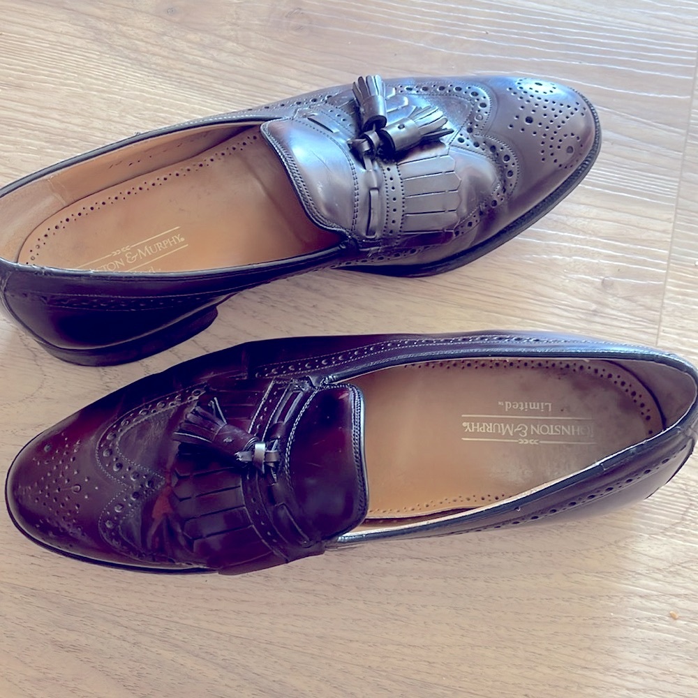 Johnston and Murphys Men's plum brown Loafers size 10